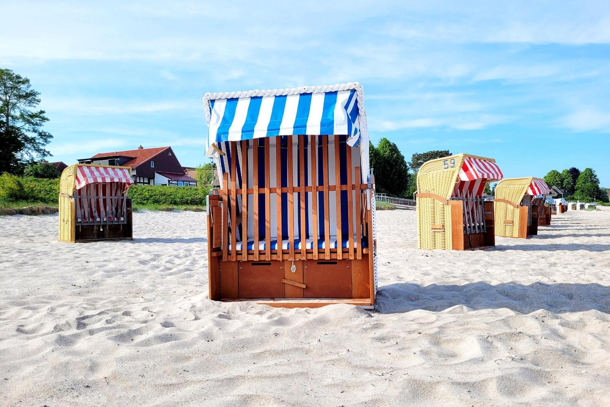 Nur 7 Gehminuten Zum Strand, Sehr Hochwertige Ferienwohnung Mit Terrasse In Ruhiger Lage, Inklusive Parkplatz Und Fahrradunterstellplatz Laesst Keine Wuensche Offen Scharbeutz Zewnętrze zdjęcie