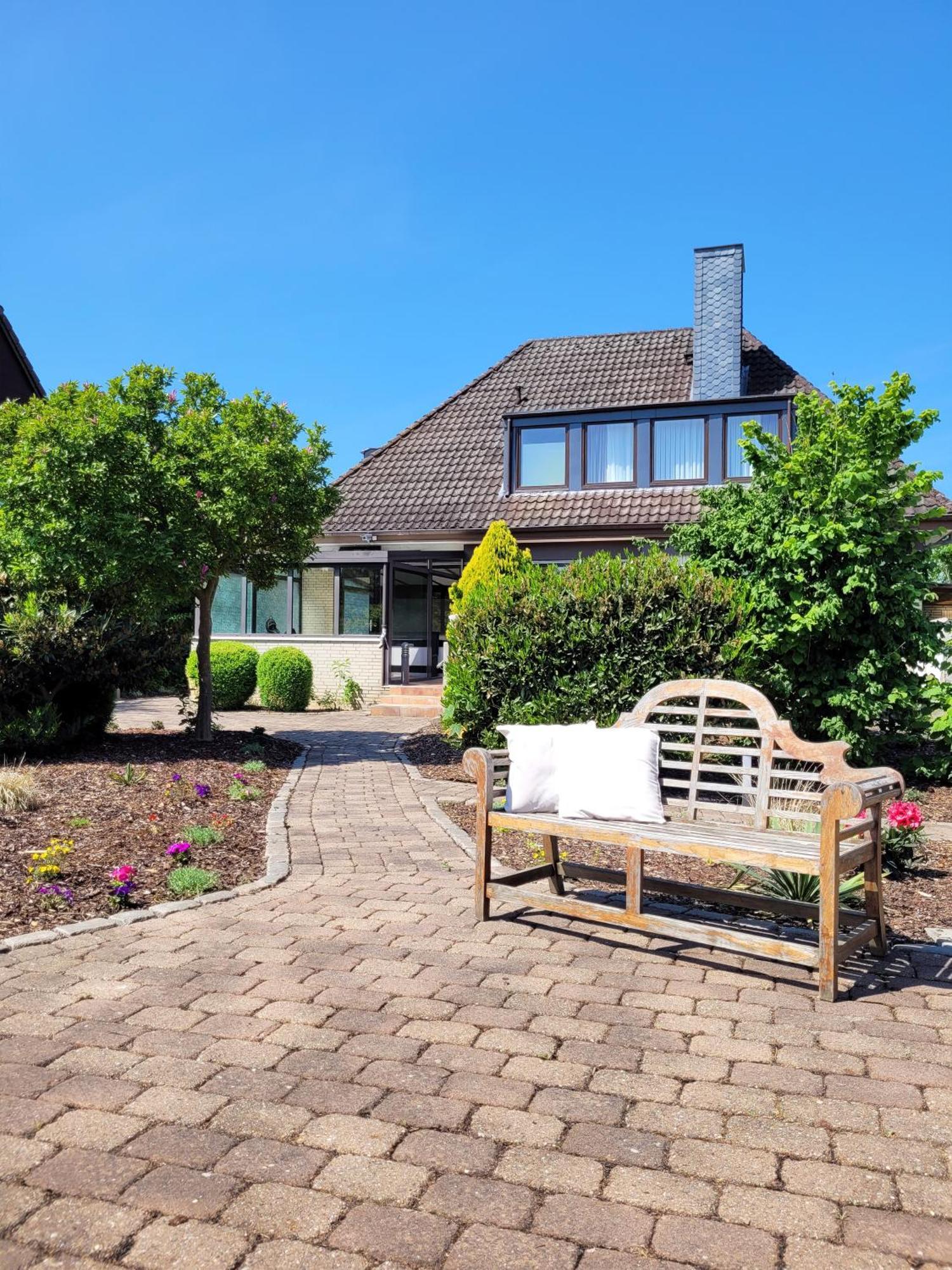 Nur 7 Gehminuten Zum Strand, Sehr Hochwertige Ferienwohnung Mit Terrasse In Ruhiger Lage, Inklusive Parkplatz Und Fahrradunterstellplatz Laesst Keine Wuensche Offen Scharbeutz Zewnętrze zdjęcie